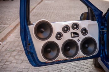 How Much Does It Cost To Install A Sound System In A Car